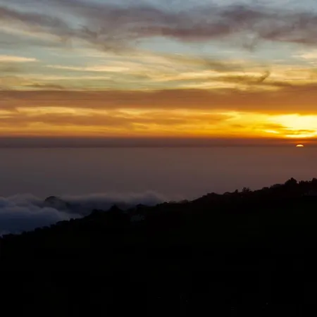 Golden Moon, * Ponta do Sol (Madeira)