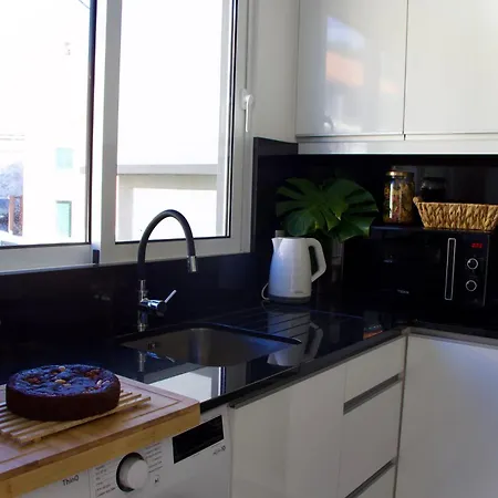 Golden Moon, 아파트