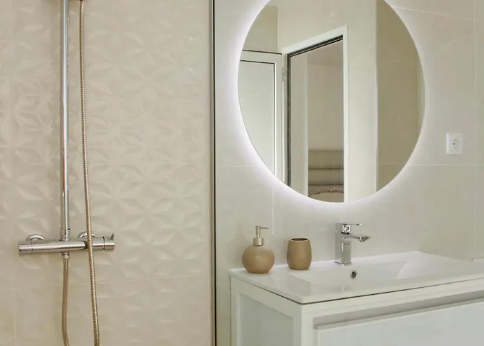 Apartment Golden Moon,